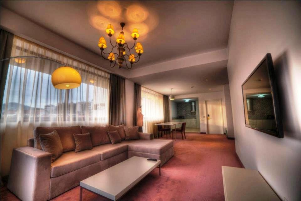 Apart Hotel Vlad Tepes Brašov Exteriér fotografie