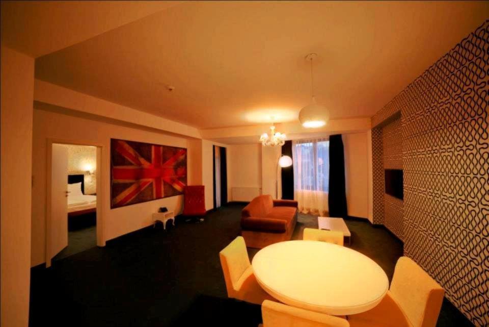Apart Hotel Vlad Tepes Brašov Exteriér fotografie